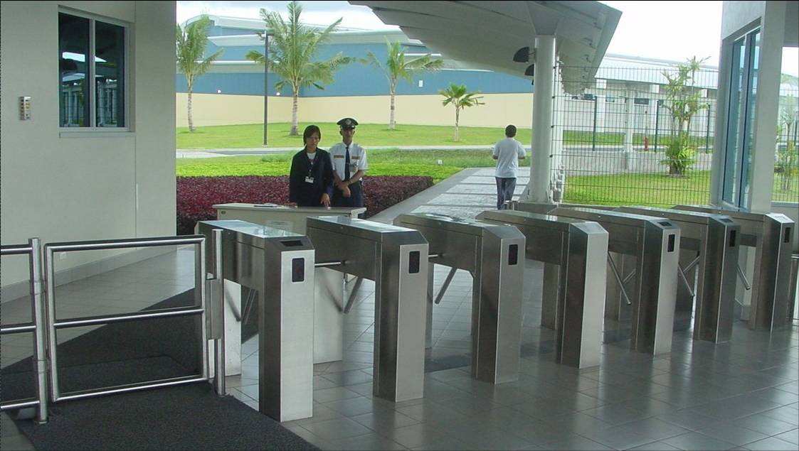 景區(qū)三輥閘實現(xiàn)高速檢票，解決排隊現(xiàn)象